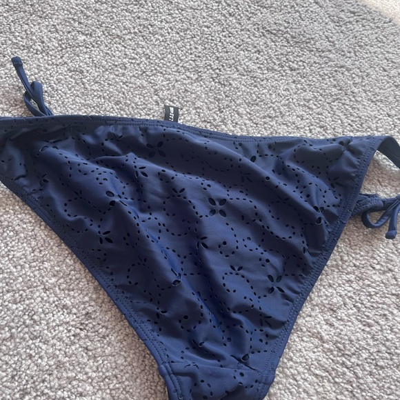 NWOT Design Labs navy blue bikini bottom - Picture 6 of 7